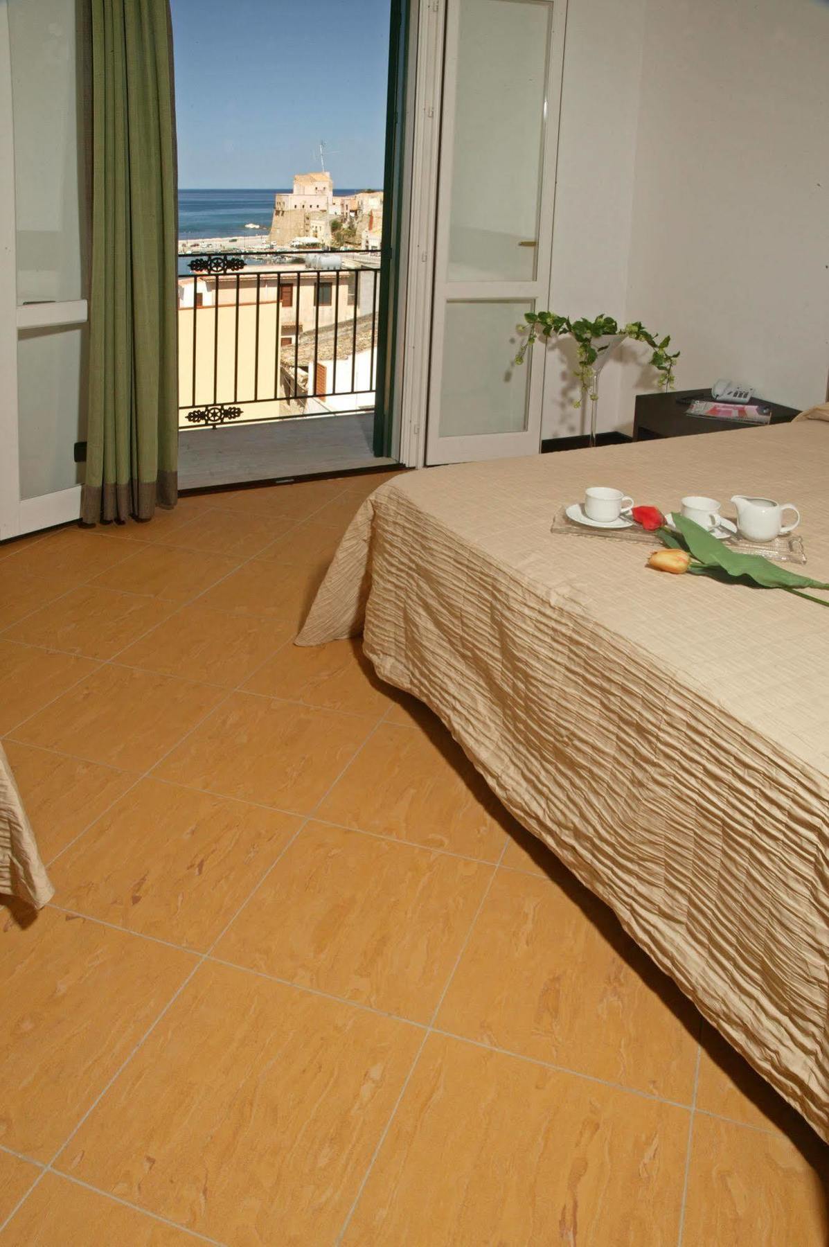 Cerri Hotel Trapani Exterior photo